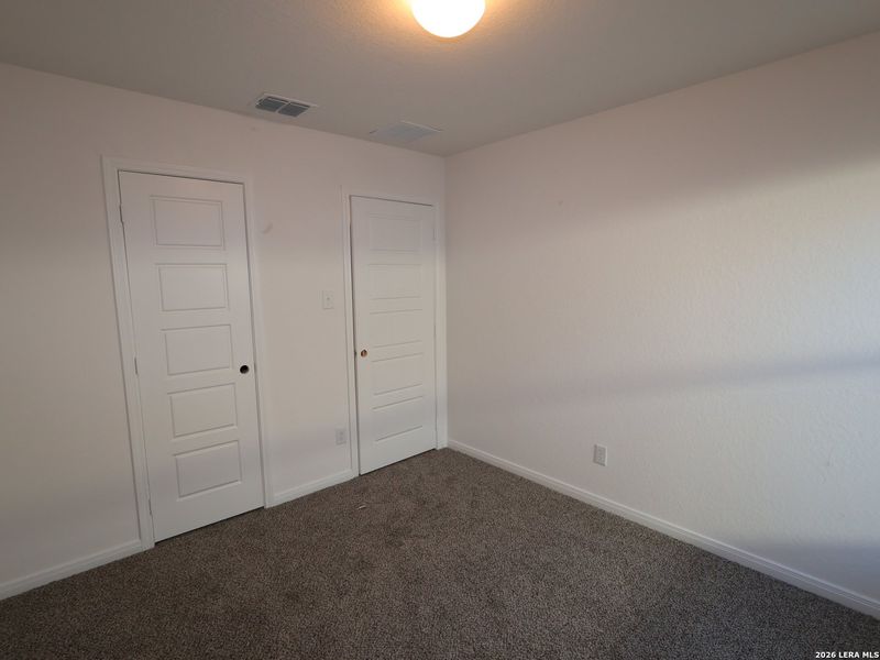 Spacious, unfurnished interior of a new home in Greenspoint Heights, Seguin (Image 21).