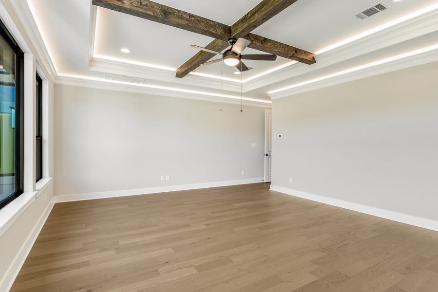 Representative unfurnished interior of a home built from the Coronado I by Giddens Homes in Clearwater Ranch, Liberty Hill (Image 126).