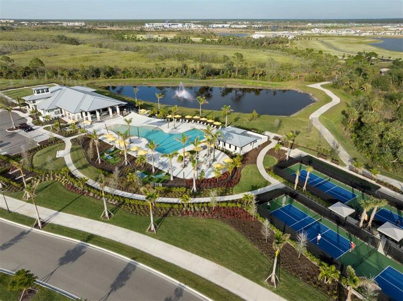 Community amenities in Wellen Park, Venice (Image 36).