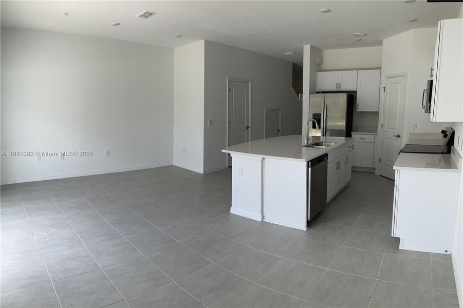 Image 27 of a home in .