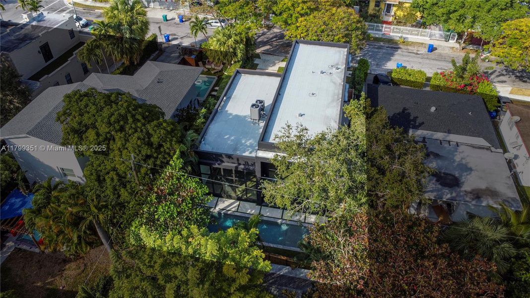 Image 27 of a home in . Image 27 of a home in .