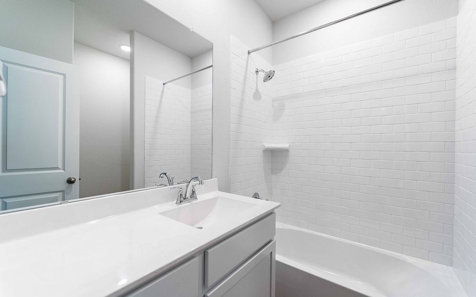 Furnished interior view inside a new home in Bay Creek, Baytown (Image 9).