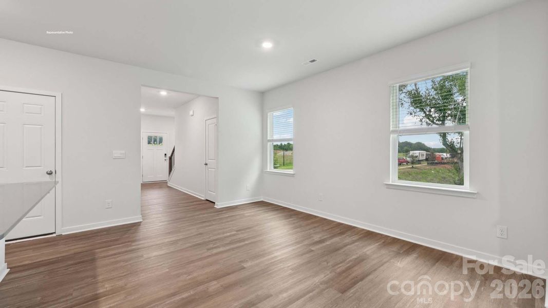 Spacious, unfurnished interior of a new home in Clark Creek Landing, Lincolnton (Image 13).
