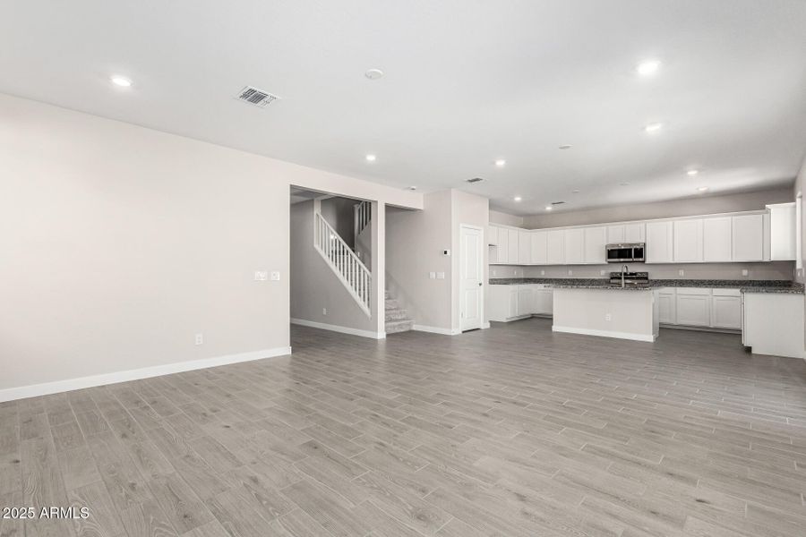 9 - Florence 9 - Florence