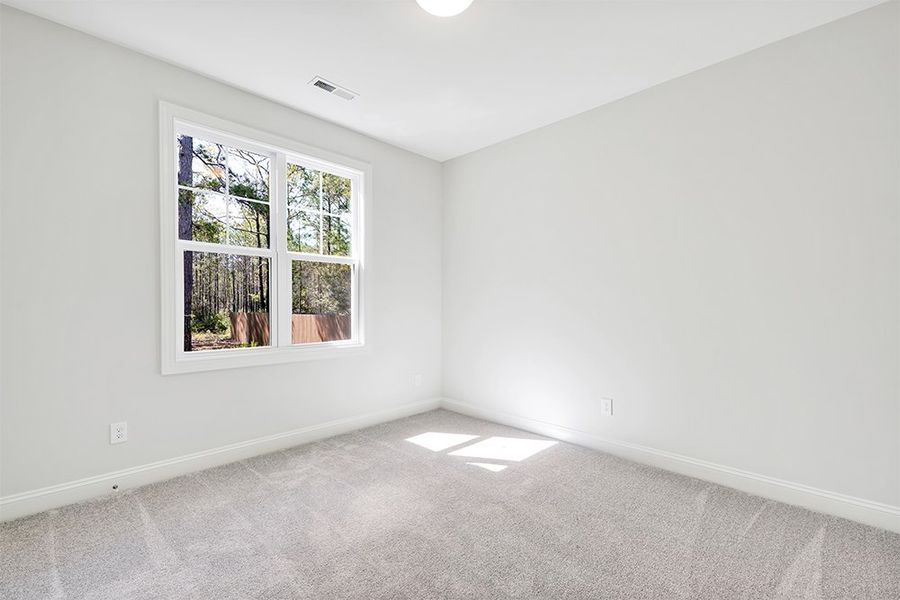 Shelter Bay, Guest Bedroom