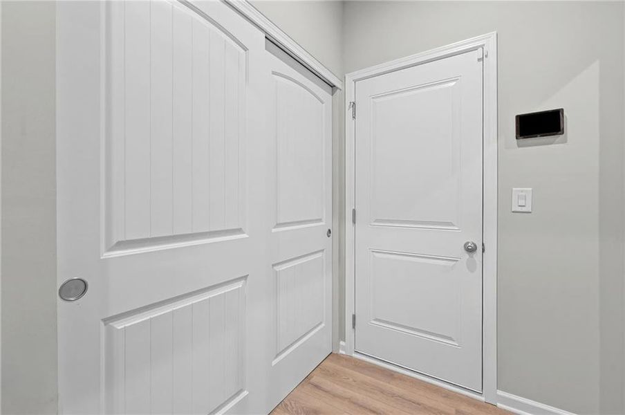 Spacious, unfurnished interior of a new home in Laurel Farms, Dallas (Image 29). Spacious, unfurnished interior of a new home in Laurel Farms, Dallas (Image 29).