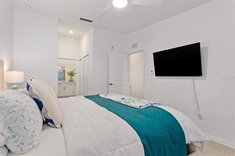 Furnished interior view inside a new home in Heritage Landing, Punta Gorda (Image 10).