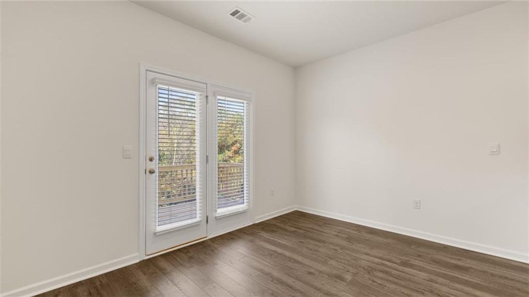 Spacious, unfurnished interior of a new home in Brooks Station, Dacula (Image 14).