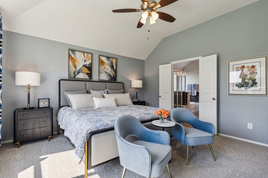 Representative furnished interior of a home built from the Concept 2065 by Risewell Homes in Summer Crest, Fort Worth (Image 15).