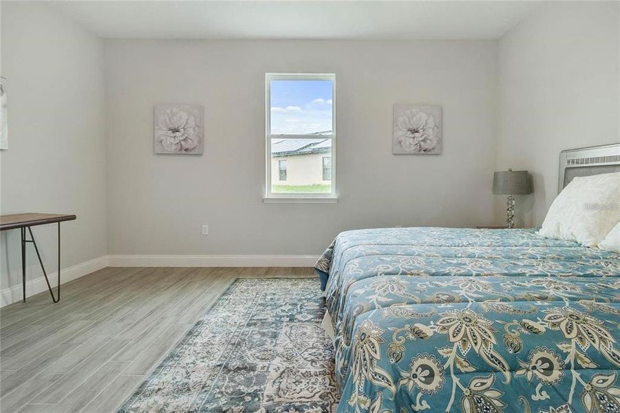 Furnished interior view inside a new home in , Kissimmee (Image 10).