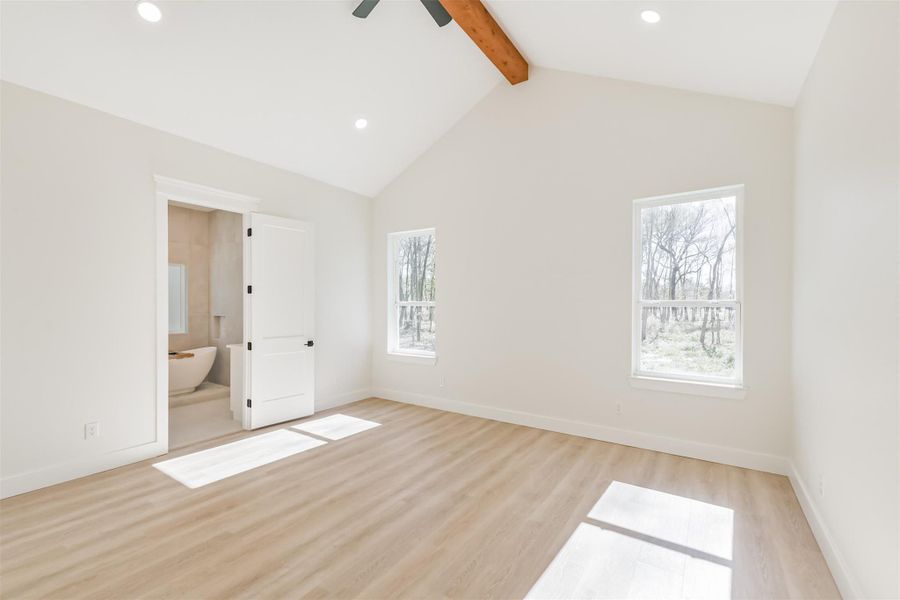 Spacious, unfurnished interior of a new home in , Dayton (Image 31).