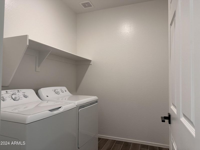 7- Laundry room