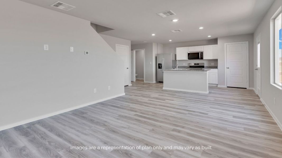 Spacious, unfurnished interior of a new home in Deer Meadows, Odessa (Image 13). Spacious, unfurnished interior of a new home in Deer Meadows, Odessa (Image 13).