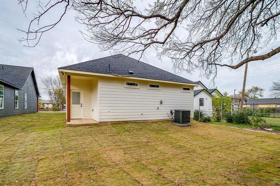 Exterior details and patio area of a home in , Fort Worth (Image 3). Exterior details and patio area of a home in , Fort Worth (Image 3).