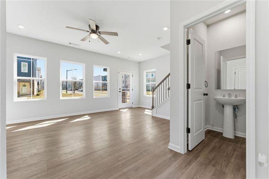 Spacious, unfurnished interior of a new home in Waverly at Buice Lake, Acworth (Image 13).