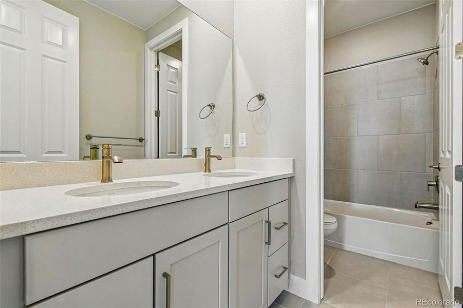 9329 Russell Circle ~ Ready Now