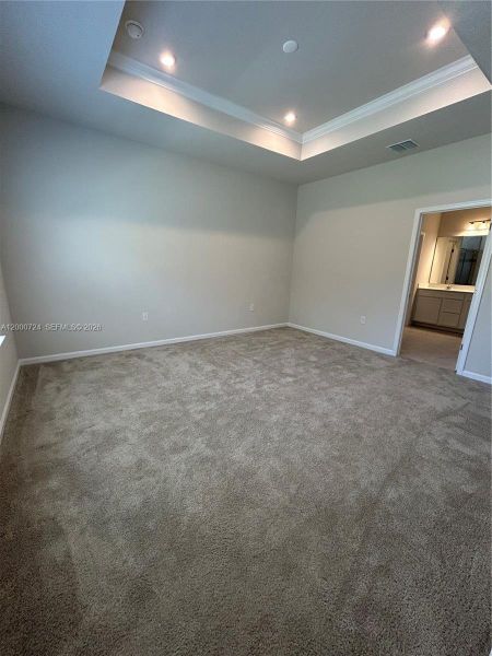 Spacious, unfurnished interior of a new home in Brooks Landing, Titusville (Image 18).