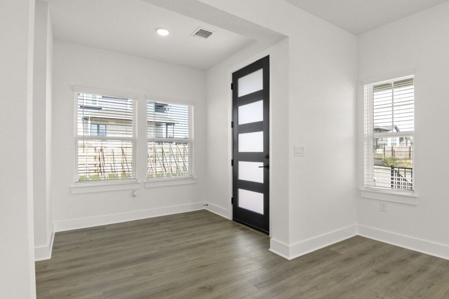 Spacious, unfurnished interior of a new home in Easton Park, Austin (Image 23).