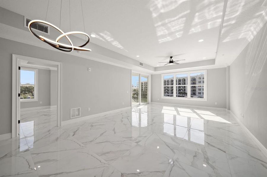 Spacious, unfurnished interior of a new home in , Clearwater (Image 18).