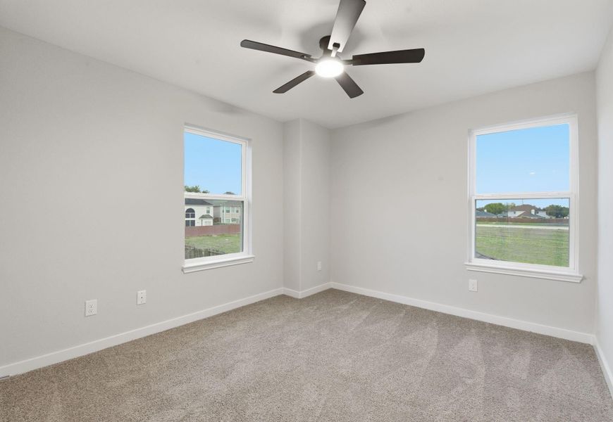 Spacious, unfurnished interior of a new home in , Fresno (Image 43).