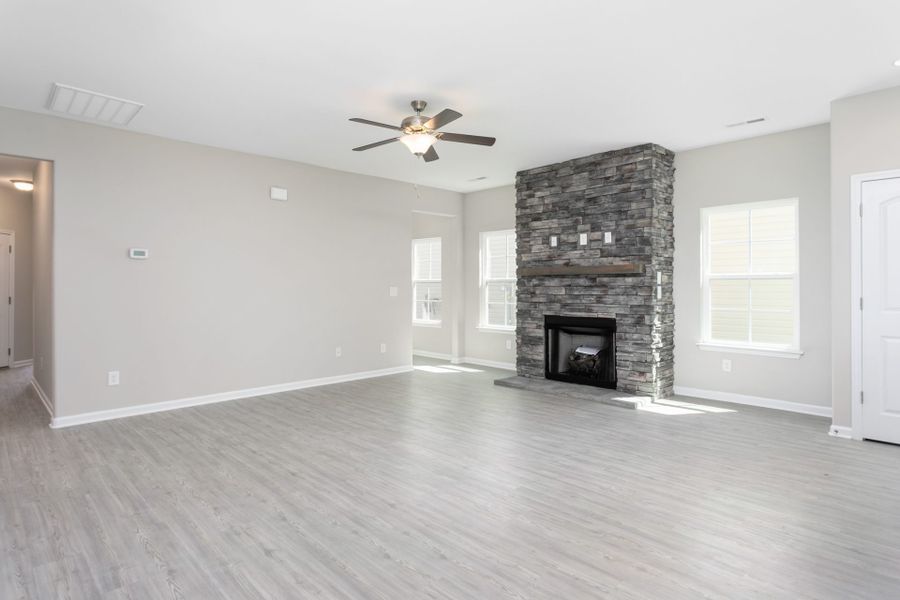 Representative unfurnished interior of a home built from the Freeport by Keystone Homes NC in Sullivans Reserve, Walkertown (Image 16).