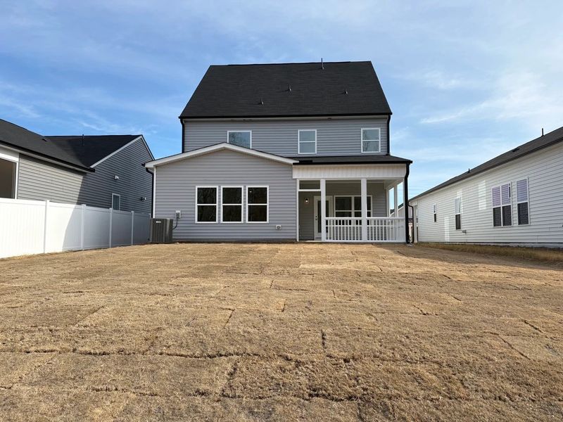 Exterior - Graceful lines and classic charm never fade.