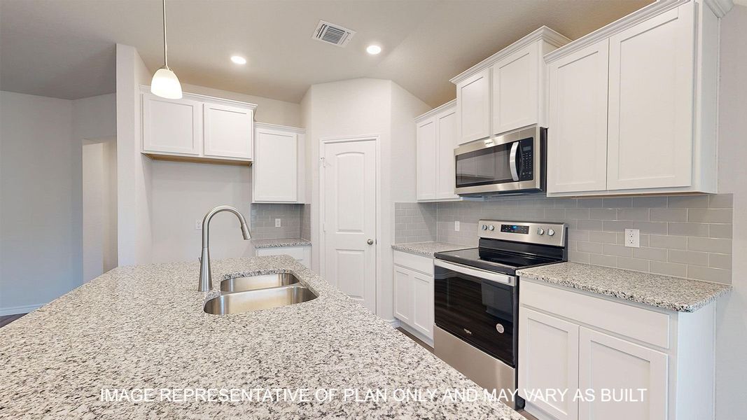 Furnished interior view inside a new home in Three Creeks - Colt Creek, Belton (Image 7).