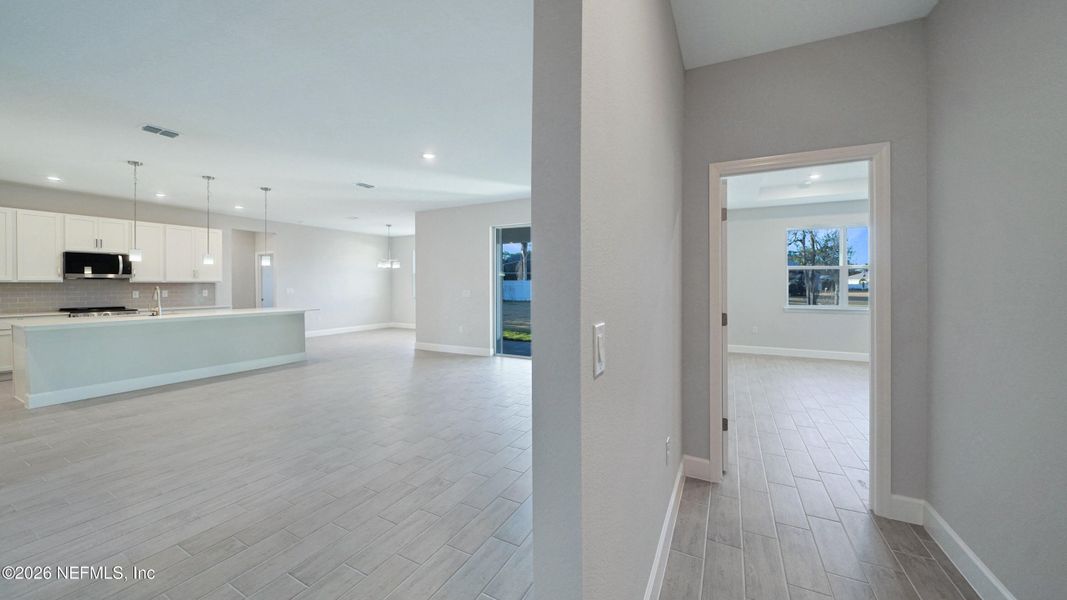 Spacious, unfurnished interior of a new home in , Palm Coast (Image 21).