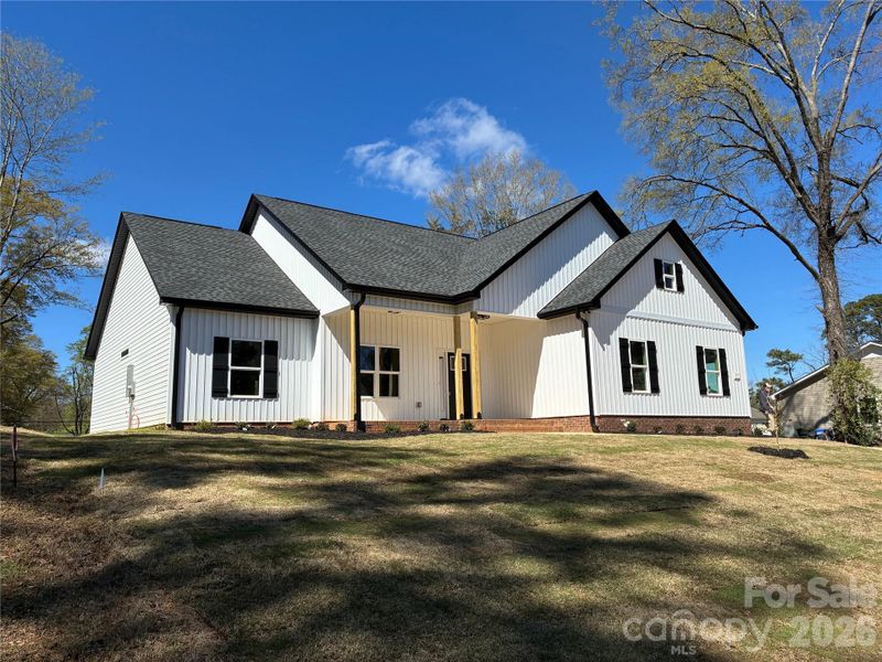 Image 31 of a home in .
