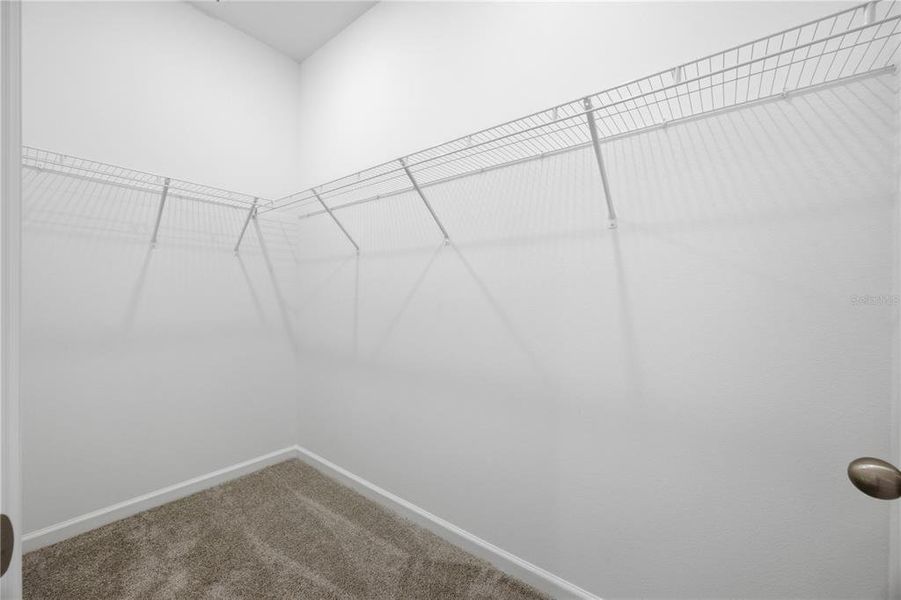 Spacious, unfurnished interior of a new home in , Okahumpka (Image 19).