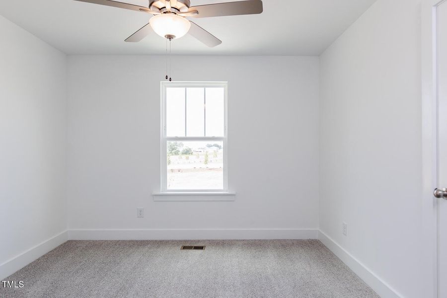 VNF-Lot 47-Aurora (28) VNF-Lot 47-Aurora (28)