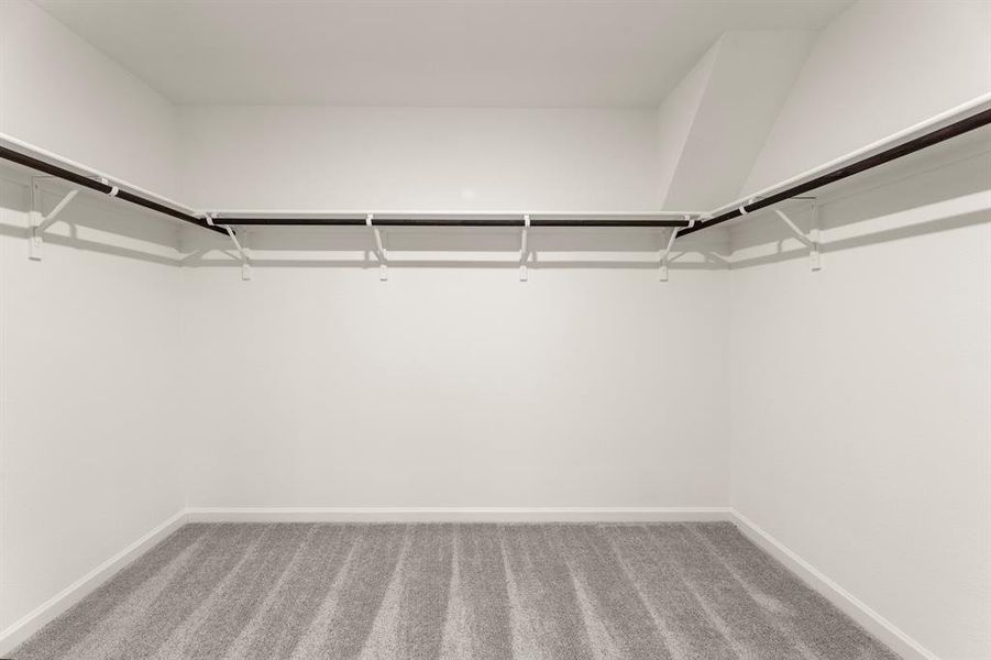 19. 813 Lexington - Closet 19. 813 Lexington - Closet