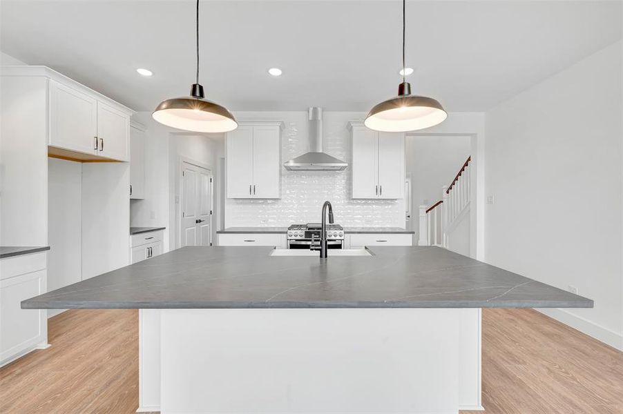 Furnished interior view inside a new home in Timberbrook, Justin (Image 14).