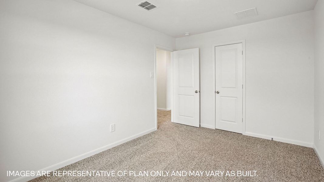 Representative unfurnished interior of a home built from the The Pierce by D.R. Horton in Briarwood, Elgin (Image 30).