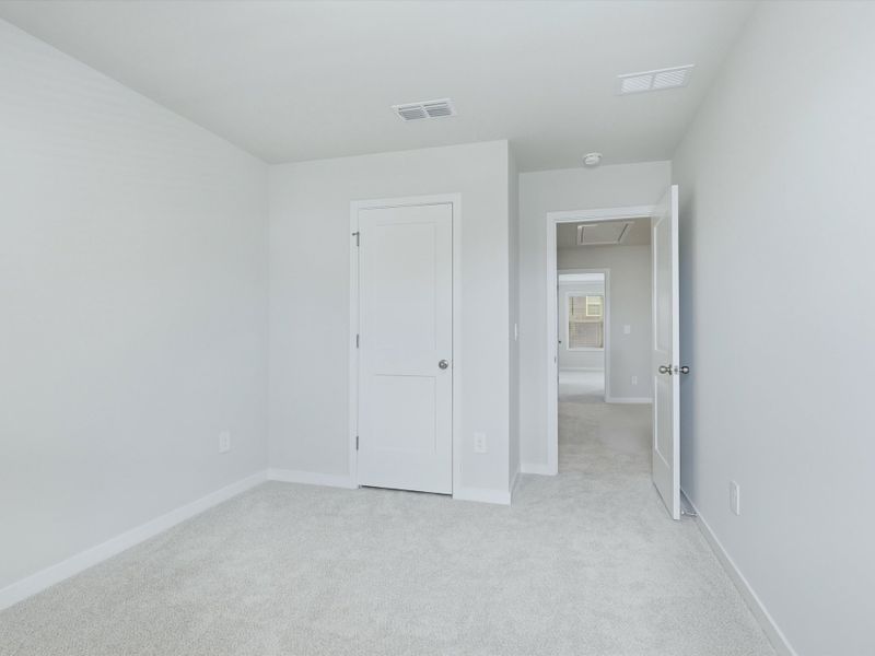 Spacious, unfurnished interior of a new home in Oakwood Townes, Mebane (Image 16).