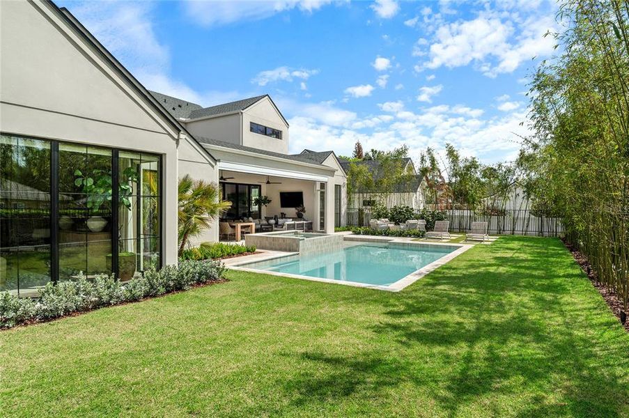 Exterior details and patio area of a home in , Orlando (Image 31).