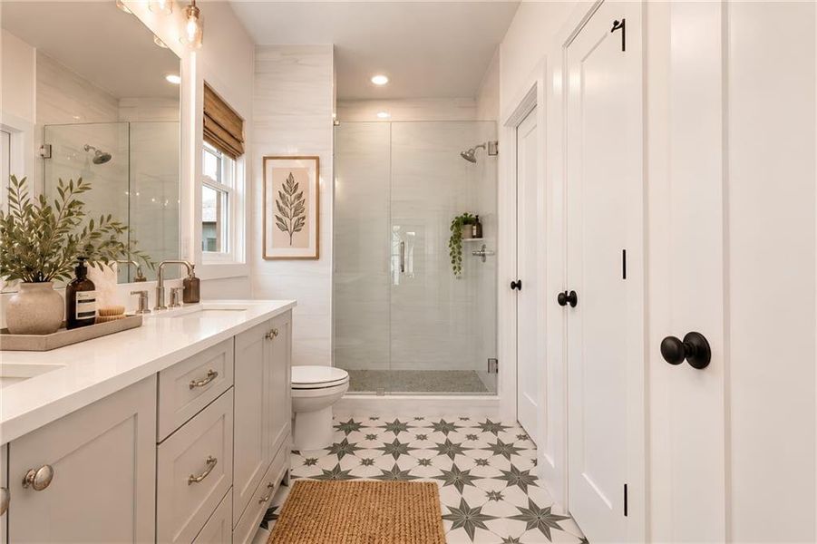 Furnished interior view inside a new home in , Hapeville (Image 8).
