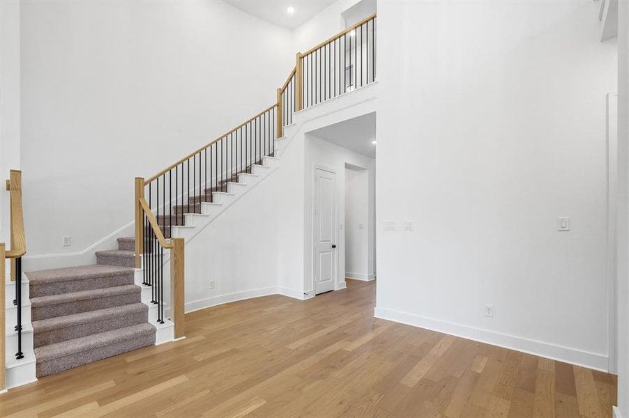 Spacious, unfurnished interior of a new home in Sonoma Verde, McLendon-Chisholm (Image 17).