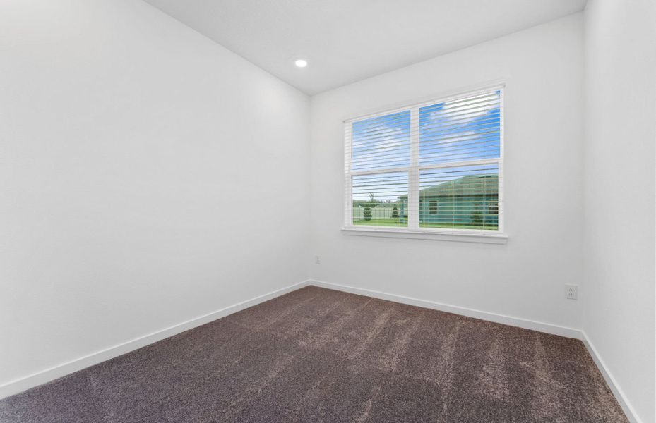 Spacious, unfurnished interior of a new home in Riverwood, Zephyrhills (Image 26). Spacious, unfurnished interior of a new home in Riverwood, Zephyrhills (Image 26).