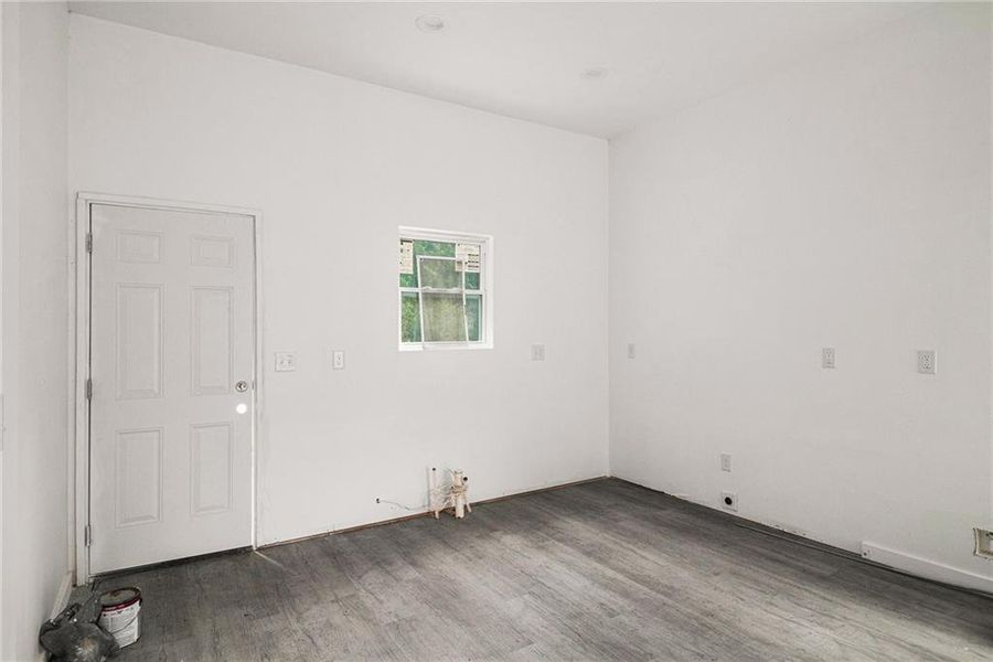 Spacious, unfurnished interior of a new home in , Lithonia (Image 8).