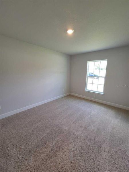 Spacious, unfurnished interior of a new home in , Ocala (Image 26).