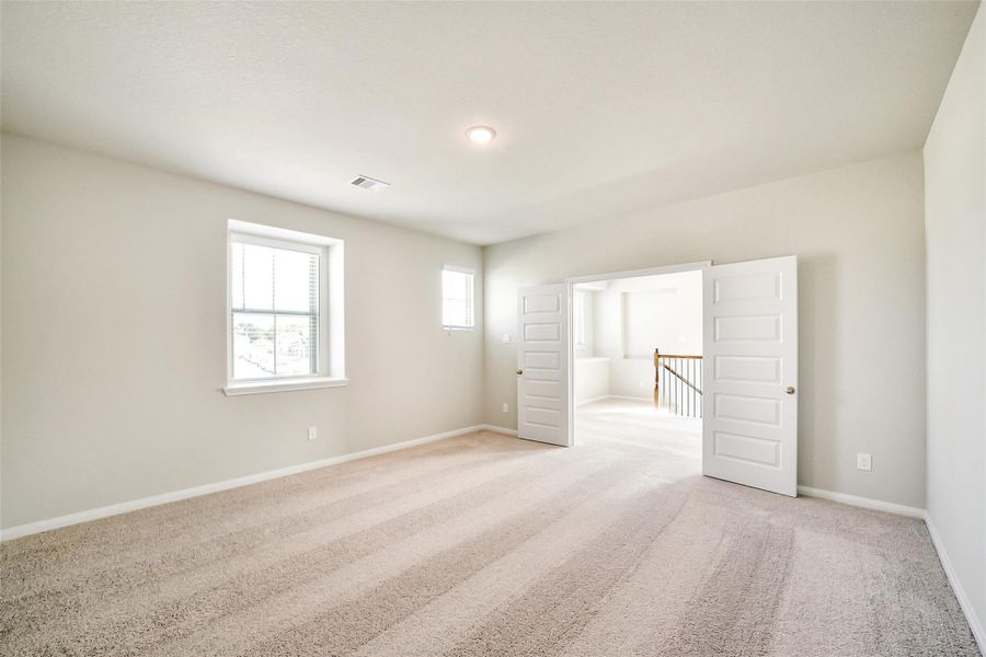 Spacious, unfurnished interior of a new home in , Houston (Image 20). Spacious, unfurnished interior of a new home in , Houston (Image 20).