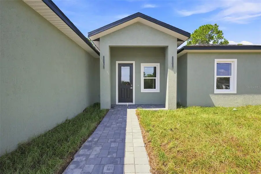 Exterior details and patio area of a home in , Ocala (Image 21). Exterior details and patio area of a home in , Ocala (Image 21).