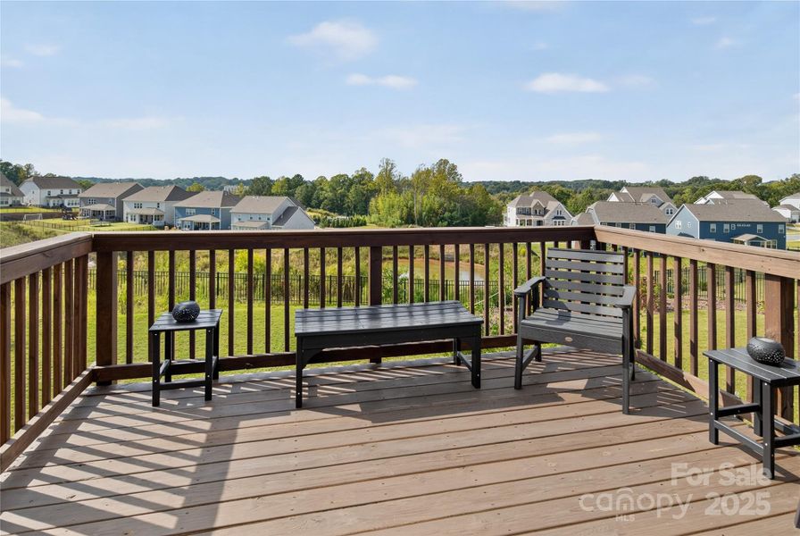 Large Walkout Deck from Breakfast Nook Large Walkout Deck from Breakfast Nook