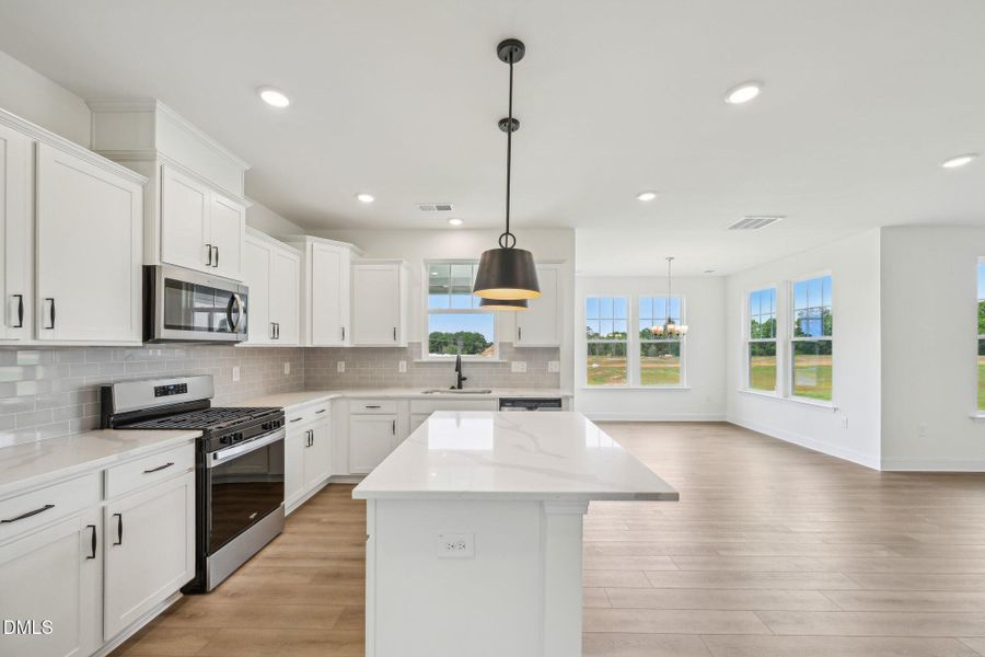 11-web-or-mls-124 Willow Cameron Way-230 11-web-or-mls-124 Willow Cameron Way-230