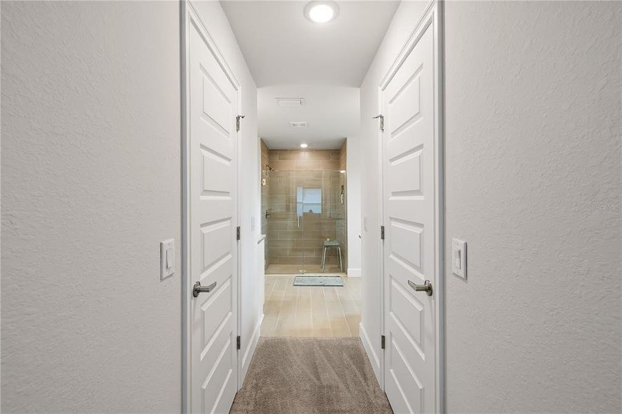 Spacious, unfurnished interior of a new home in , Port Charlotte (Image 21).