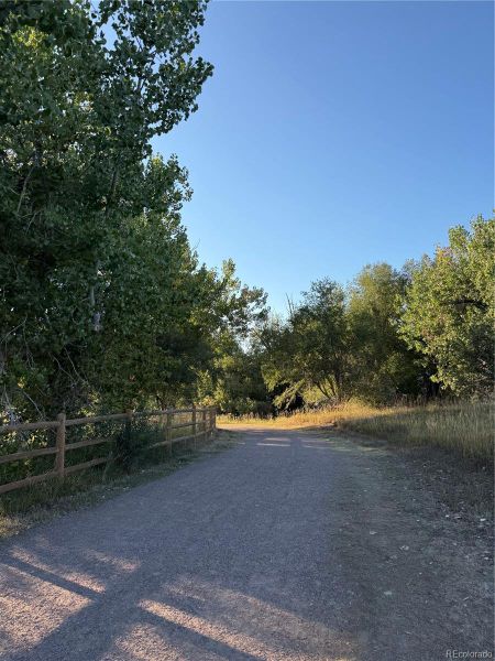 Natural landscape and outdoor views near  in Louisville (Image 44).