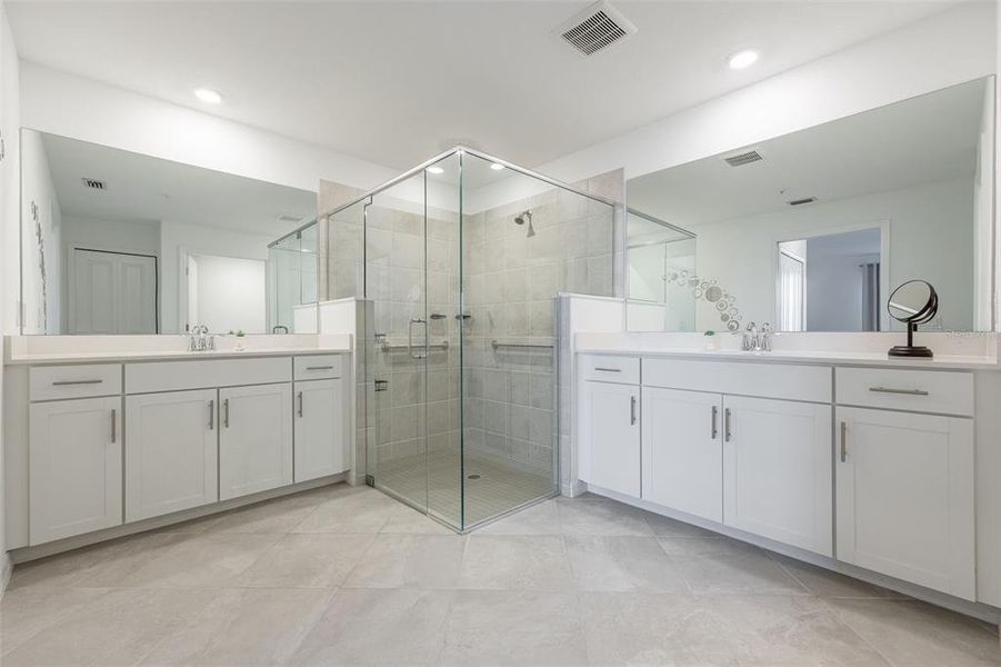 Furnished interior view inside a new home in , Punta Gorda (Image 29).