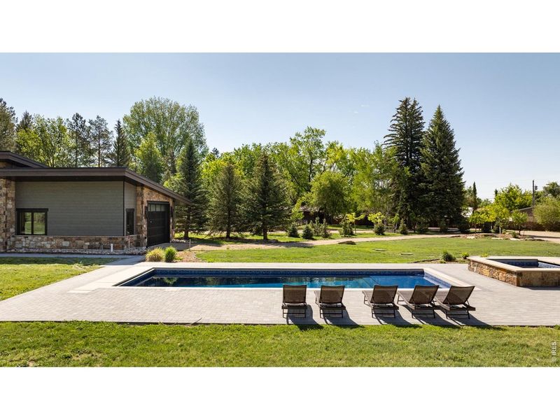 Community amenities in , Longmont (Image 27).