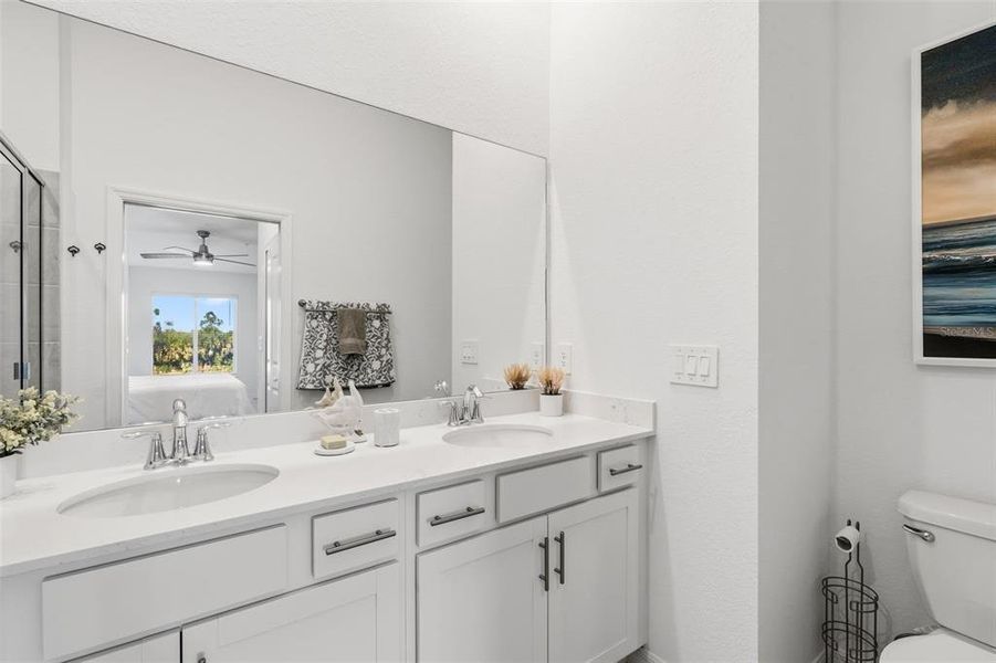 Furnished interior view inside a new home in , Venice (Image 37).